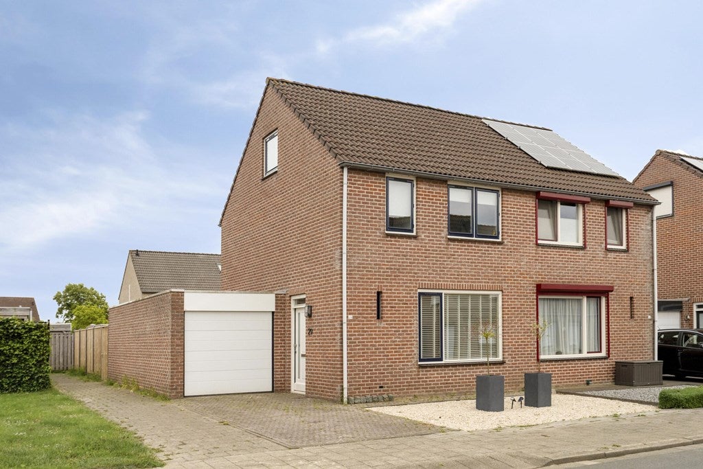 Huis Jan van Eyckstraat 29 in Axel