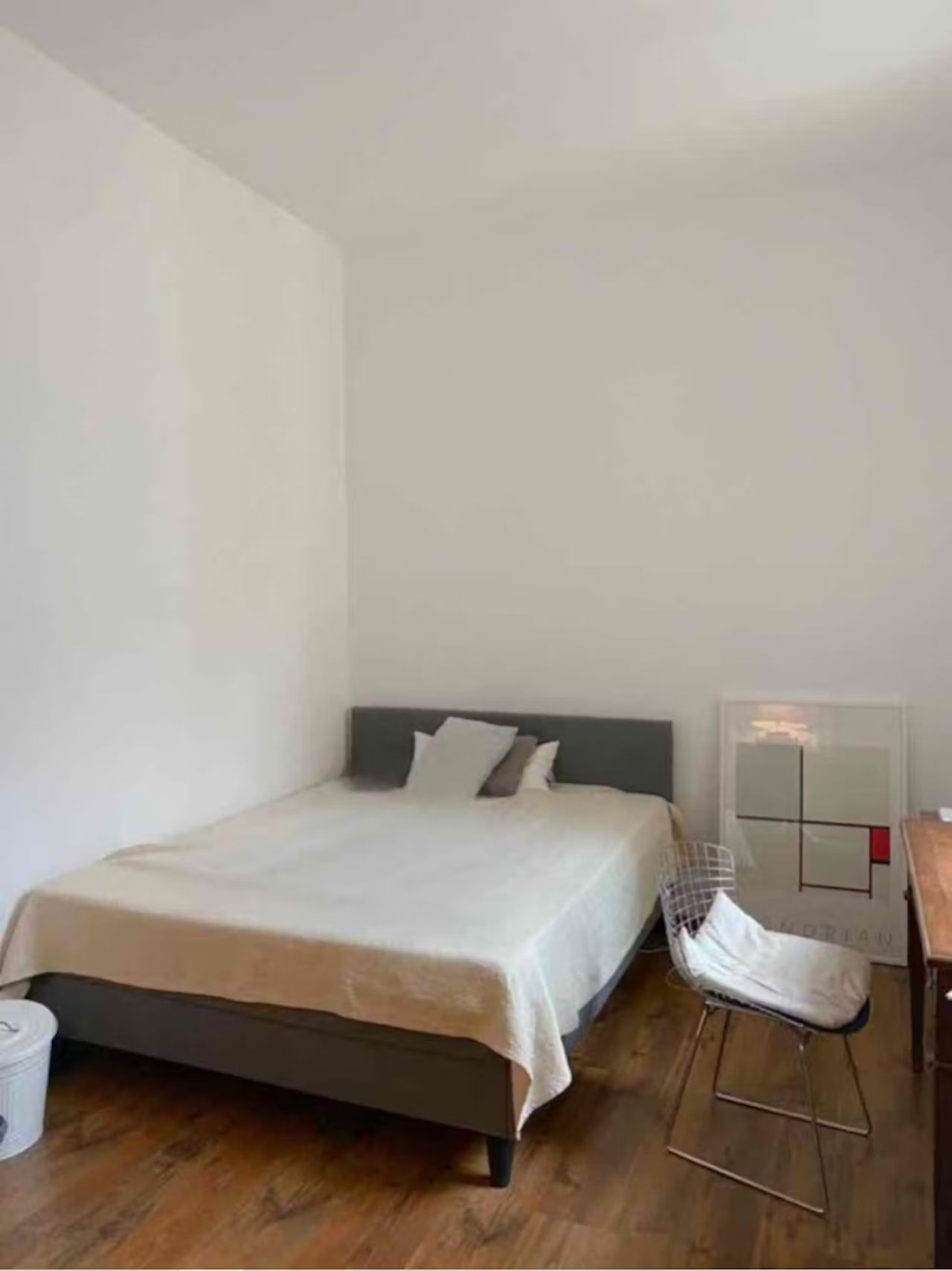 Zimmer Fürstenbergerstraße in Frankfurt am Main
