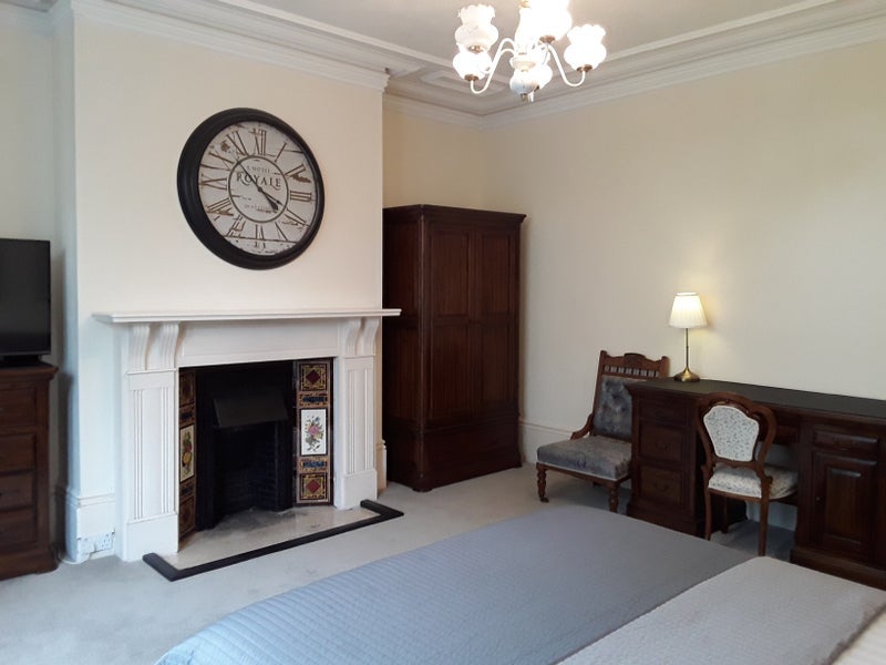 Room Saltwell View in Gateshead