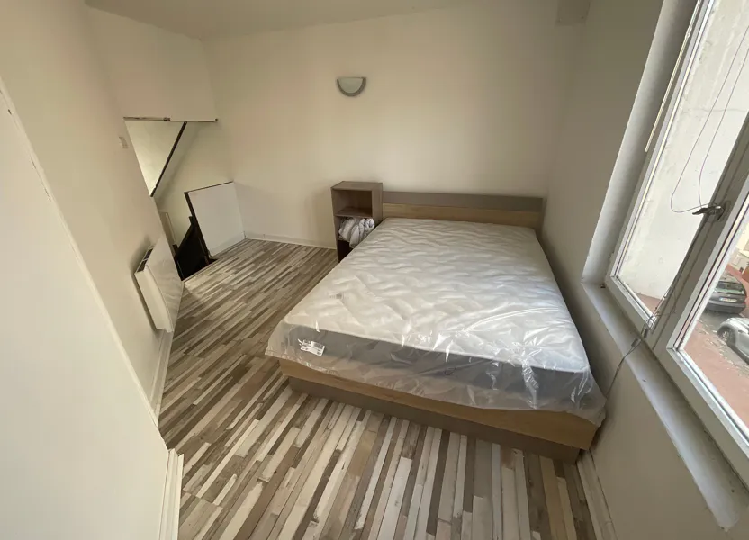 Chambre Quai de la Barque à Douai