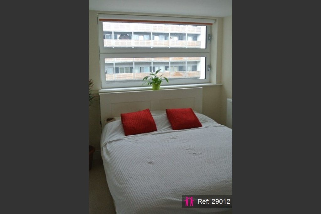 Flat Merryweather Place in Greater London
