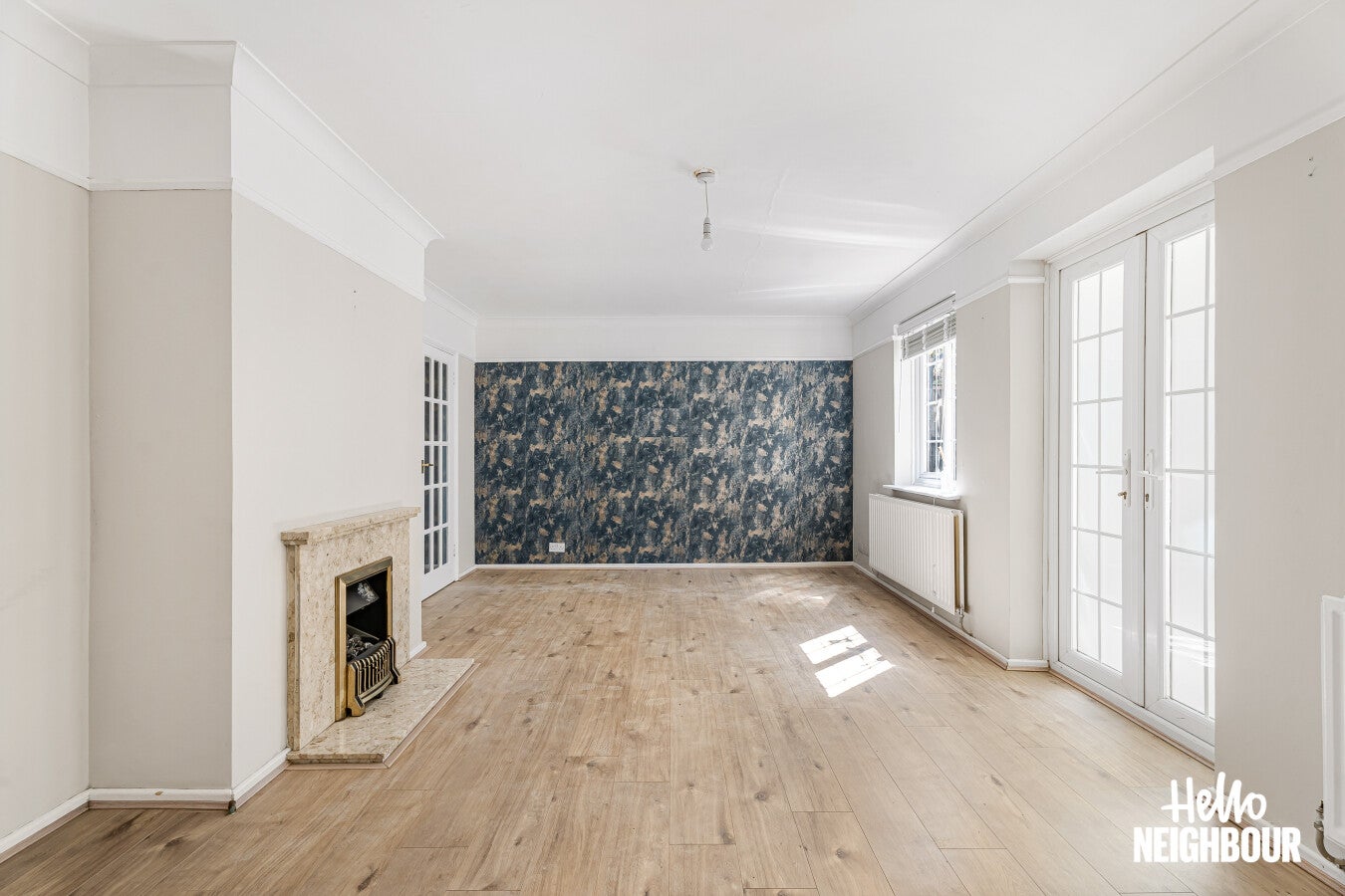 House Longford Close in Greater London