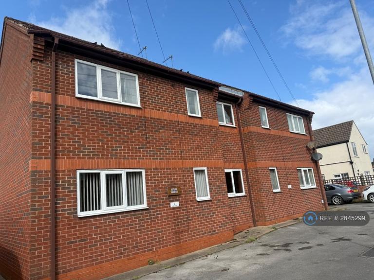 Flat Newbigg in Westwoodside