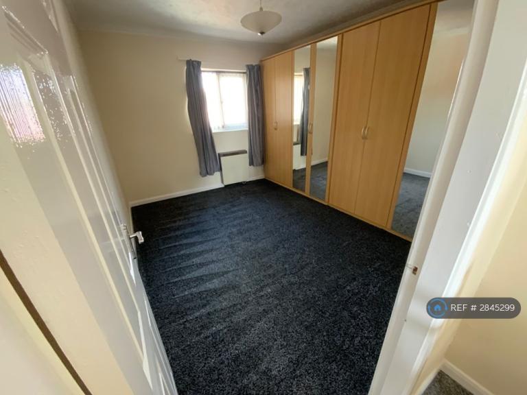 Flat Newbigg in Westwoodside