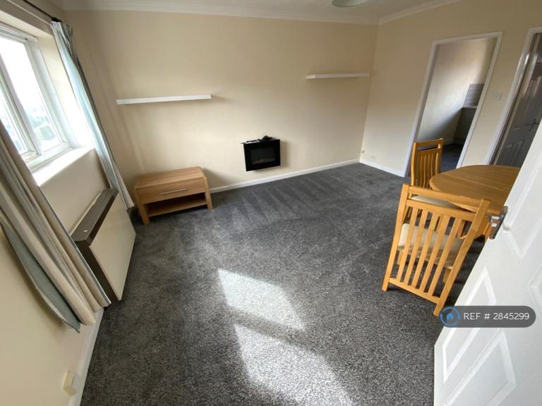 Flat Newbigg in Westwoodside
