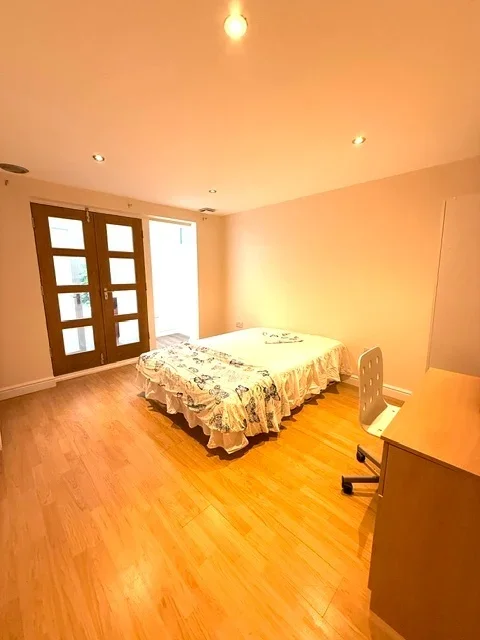Room Horsenden Lane North in Greater London