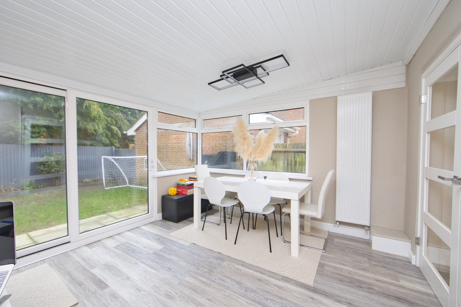 House Isis Close in Folkestone and Hythe District
