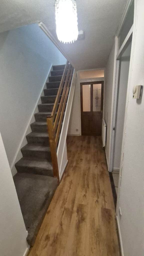 Flat Stone Crescent in Greater London