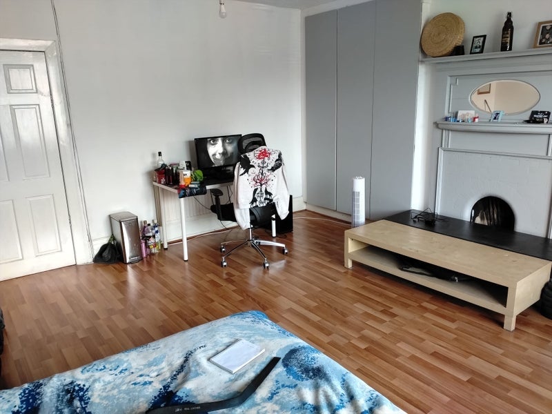 Room Wilbraham Road in Manchester