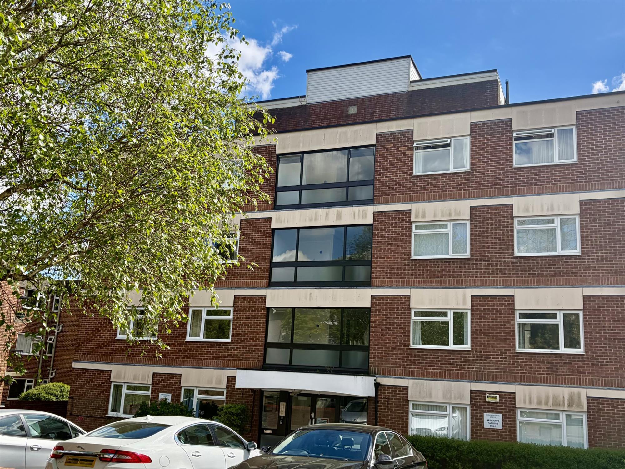 Flat Winn Road in Southampton