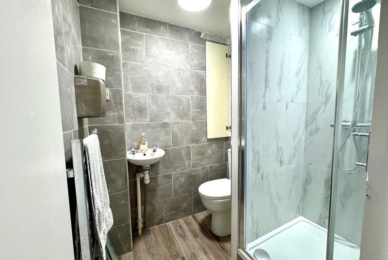 Room Tilloch Street in Greater London