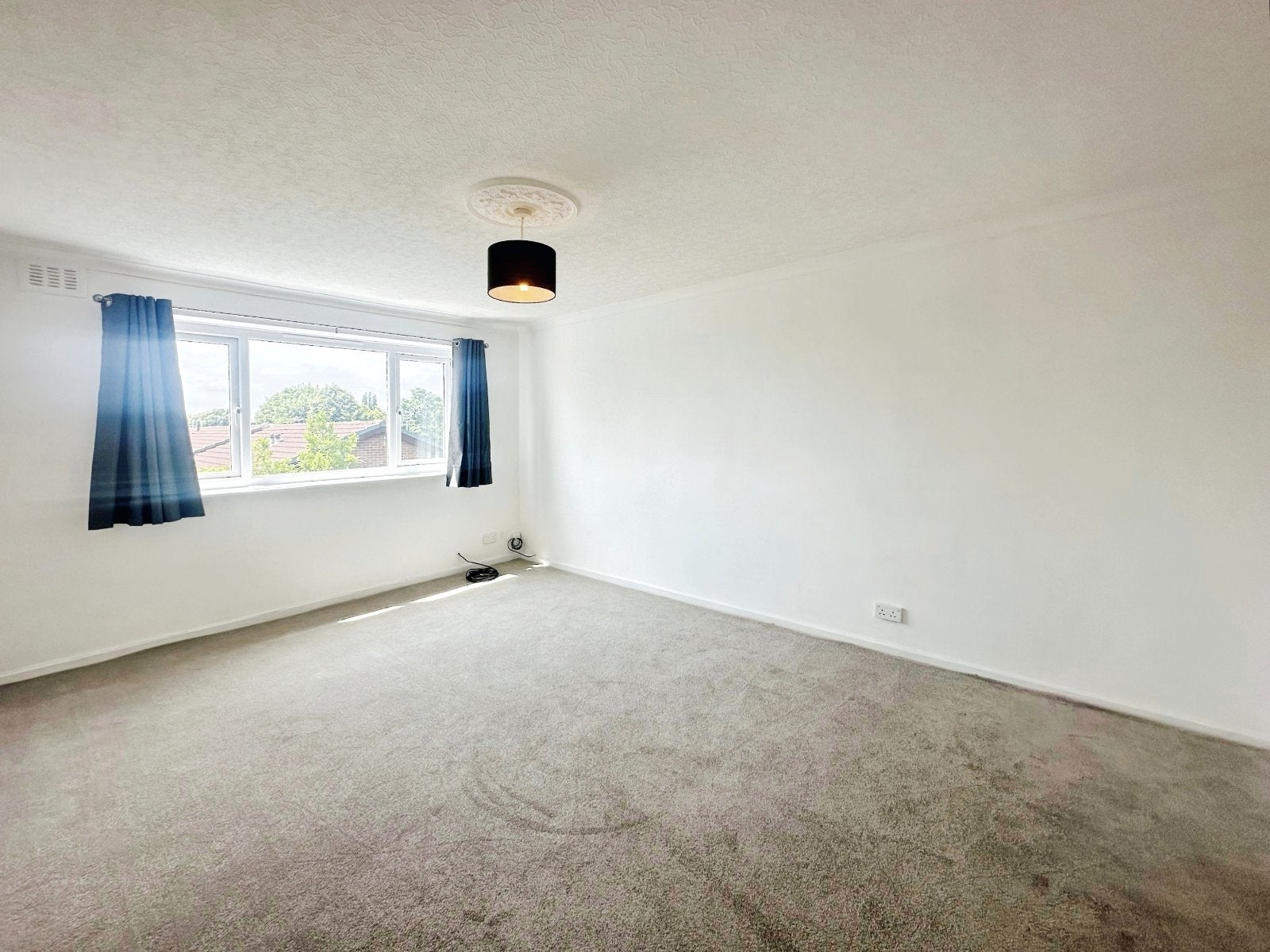 Flat Bolton Road in Salford