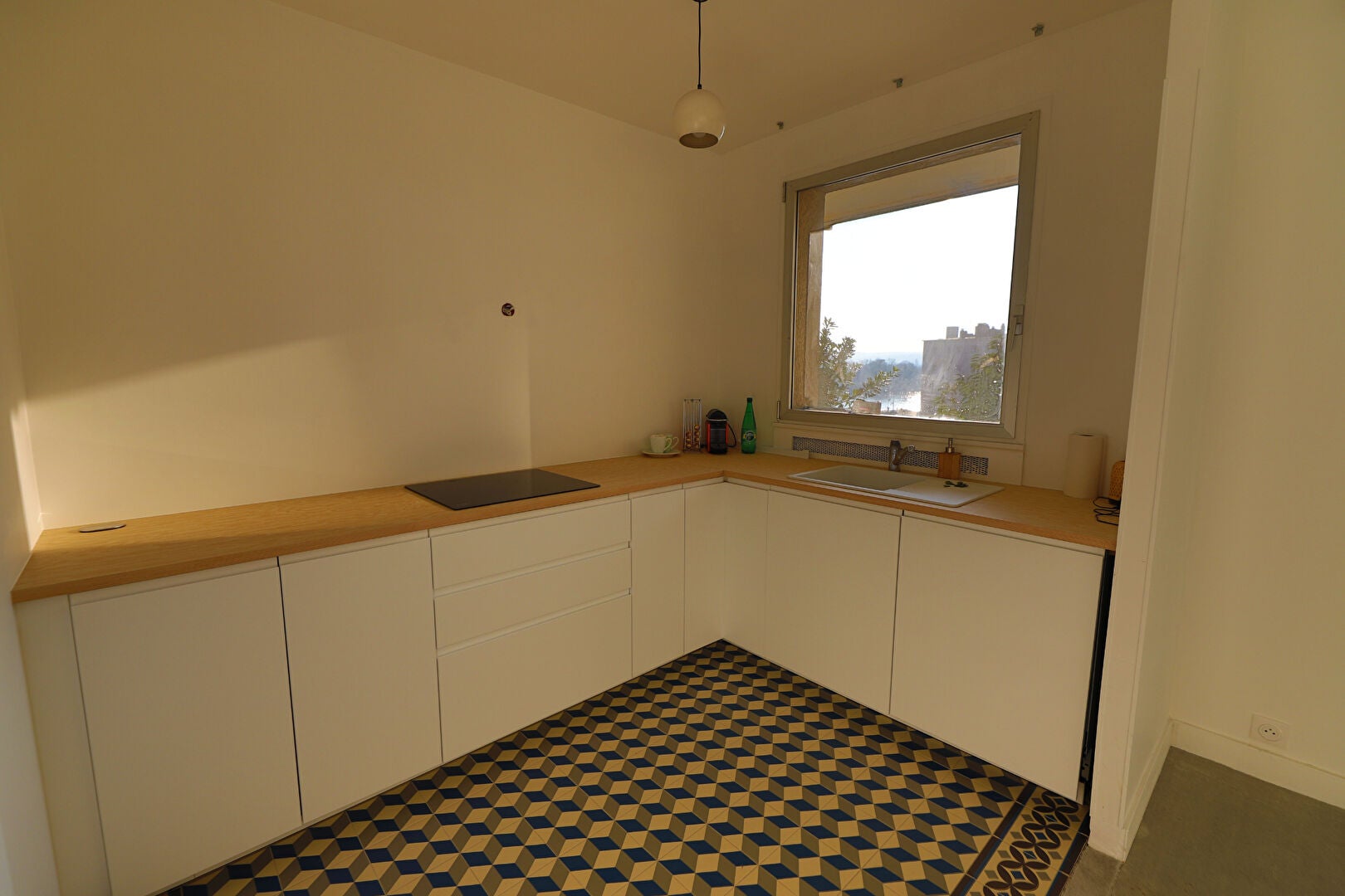 Flat Rue Adrien Descombes in Le Pecq