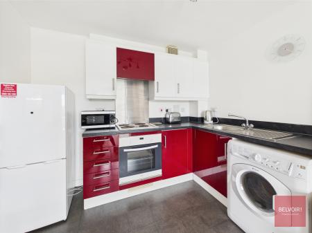 Flat Prince Apartments in Swansea