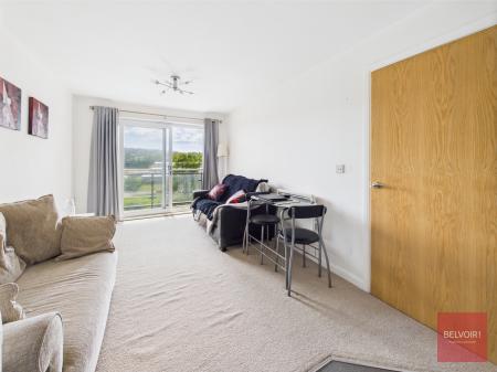 Flat Prince Apartments in Swansea