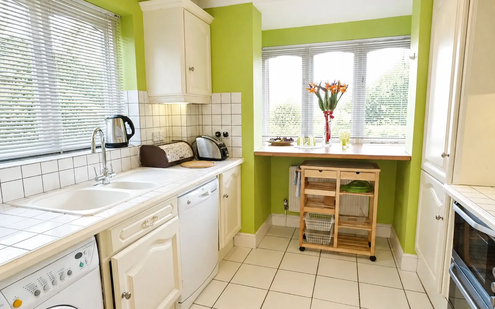Flat St Charles Court in Elmbridge