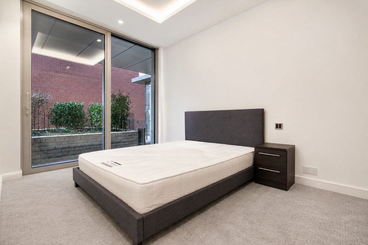 Flat Minories in City of London