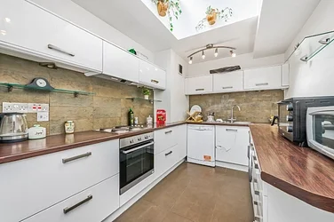 Flat Cheyne Walk in Greater London
