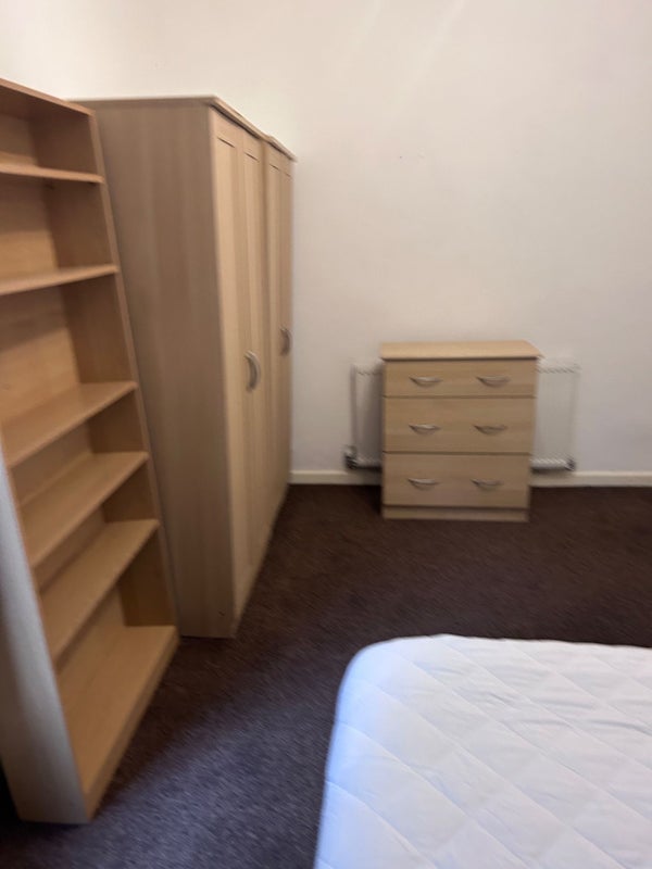 Flat Derby Road in Manchester