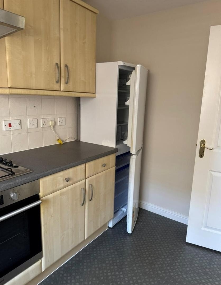 Flat Louise Rayner Place in Chippenham