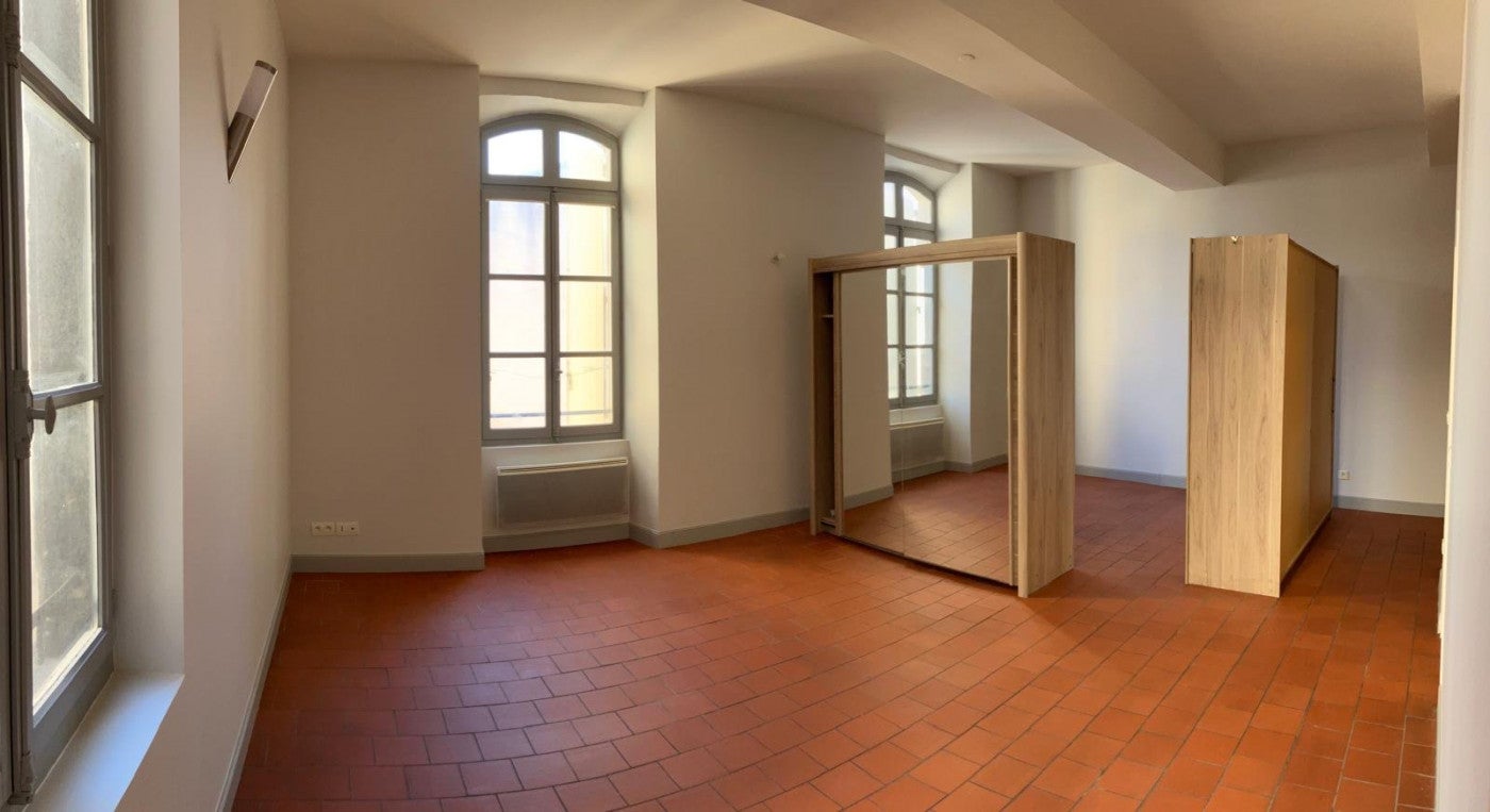 Appartement Rue de l'Opéra à Bessan