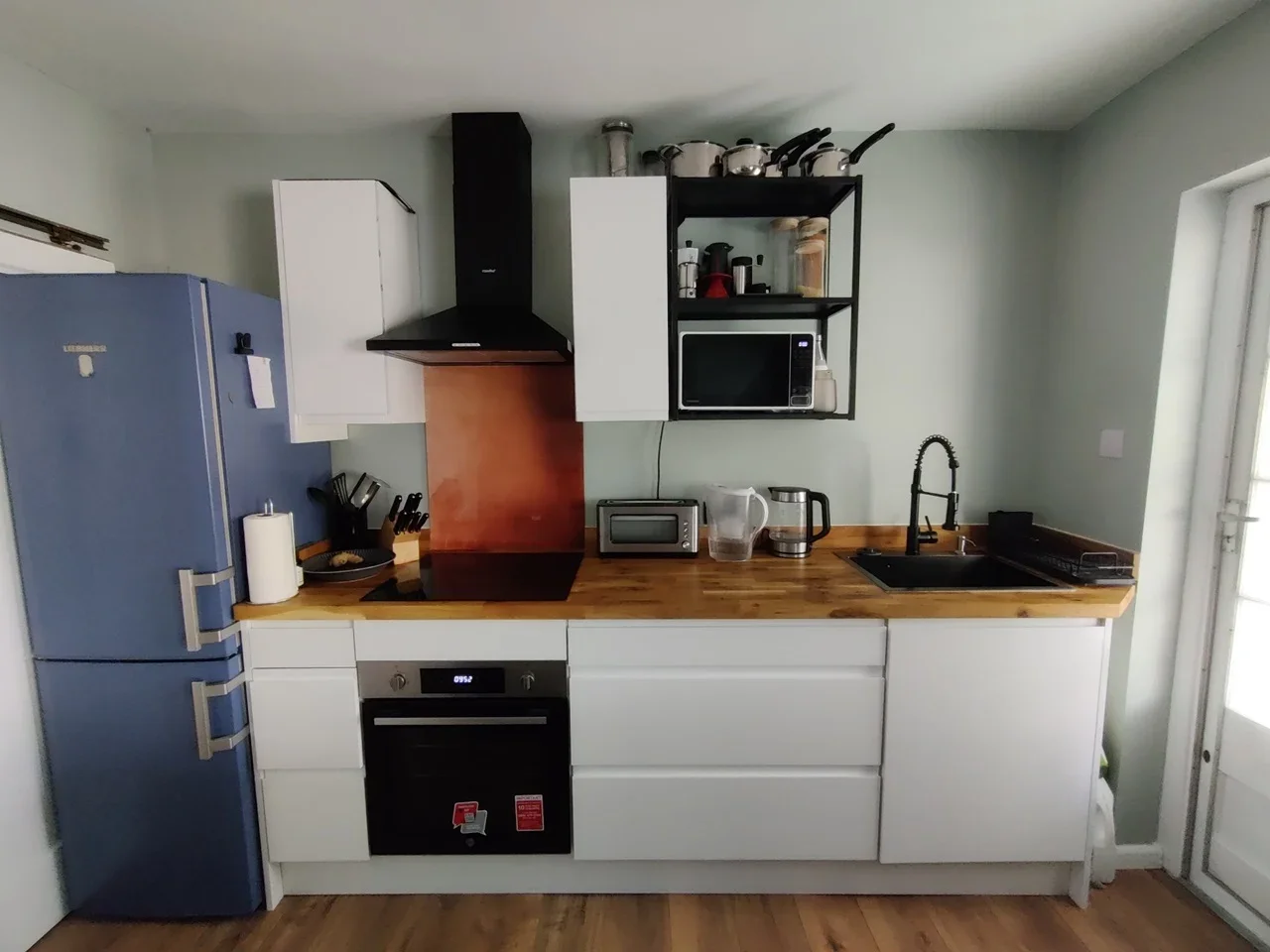 House Sunny Bank in Greater London