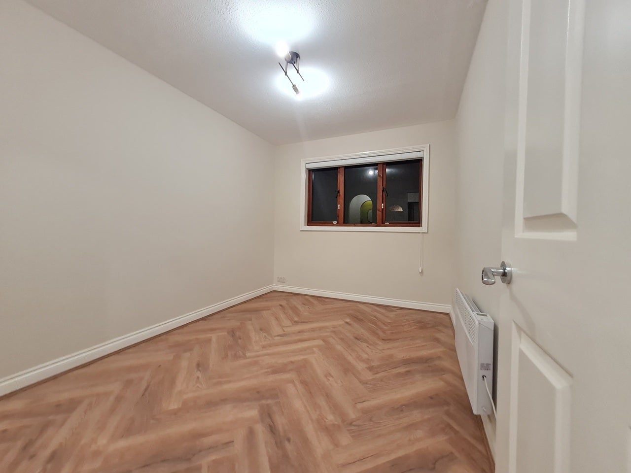 Flat Haydon Close in Greater London