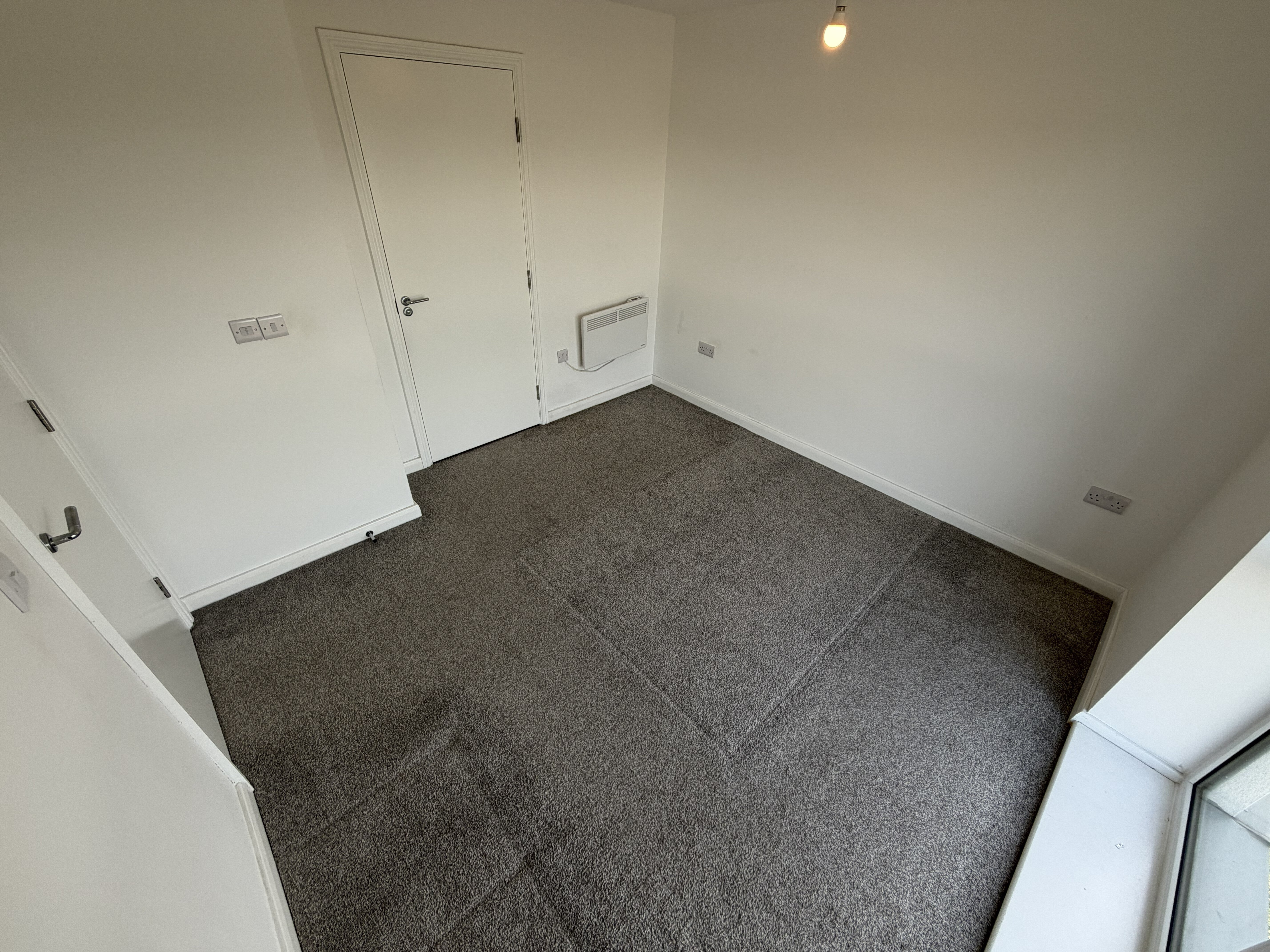 Flat M1 in Slip End