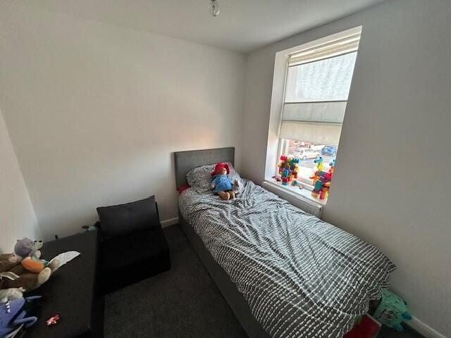 Flat Charles Street in Ashfield