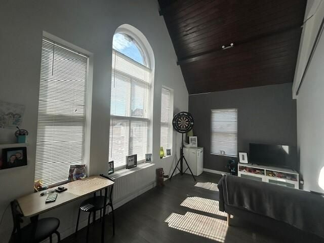Flat Charles Street in Ashfield
