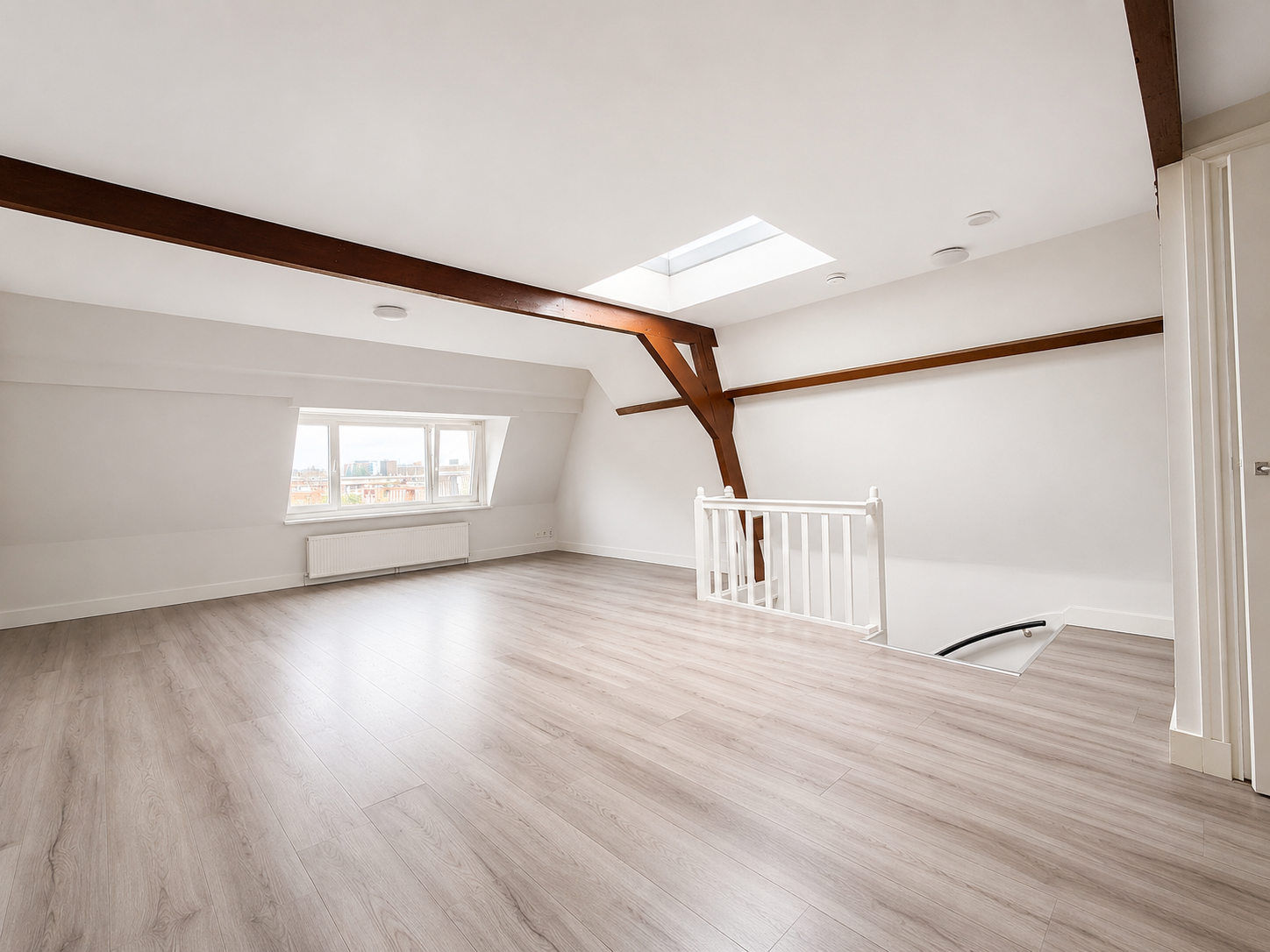 Appartement 1e Middellandstraat 108 A 03 in Rotterdam