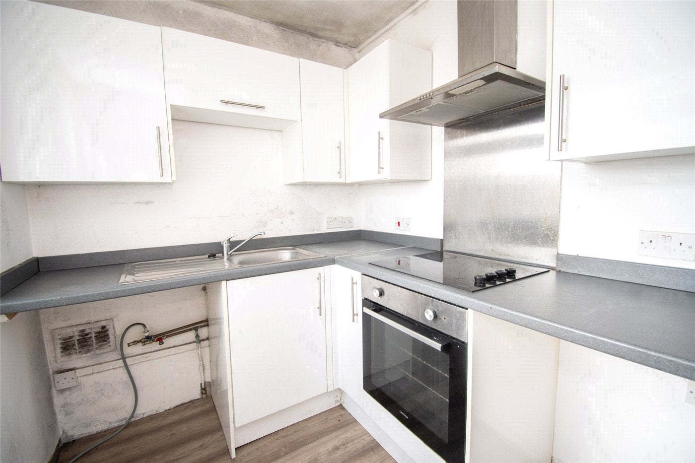 Flat Walsingham Road in Wallasey