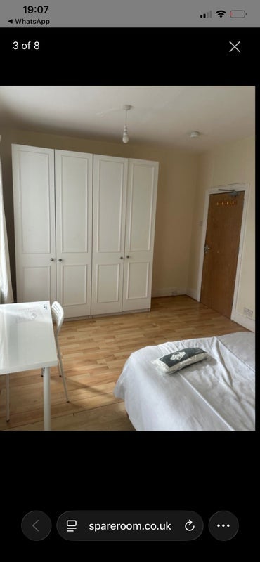 Room Calderon Road in Greater London