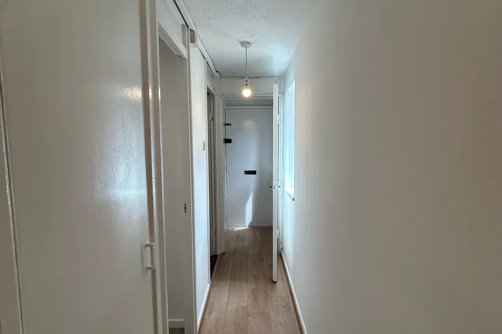 Flat Towan Avenue in Milton Keynes