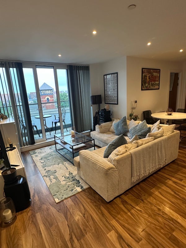 Room Munday Street in Manchester