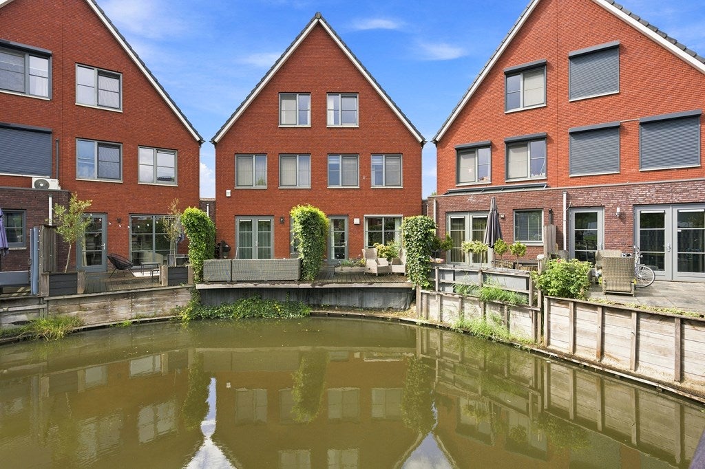 Huis Anjerstraat 7 in Alblasserdam