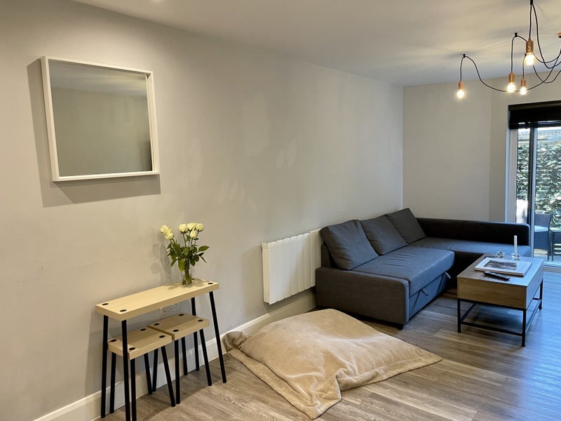 Room The Limes in Oakley Green