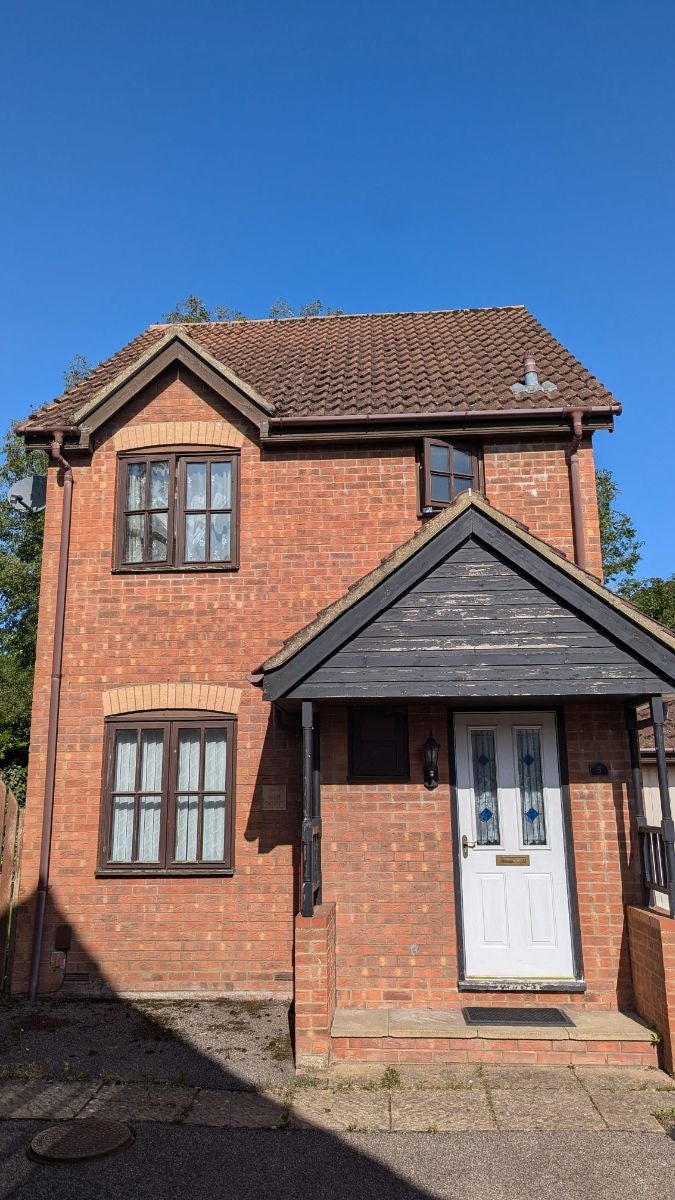 House Beresford Close in Milton Keynes
