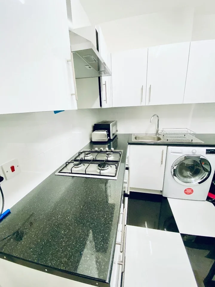 Flat Franciscan Road in Greater London