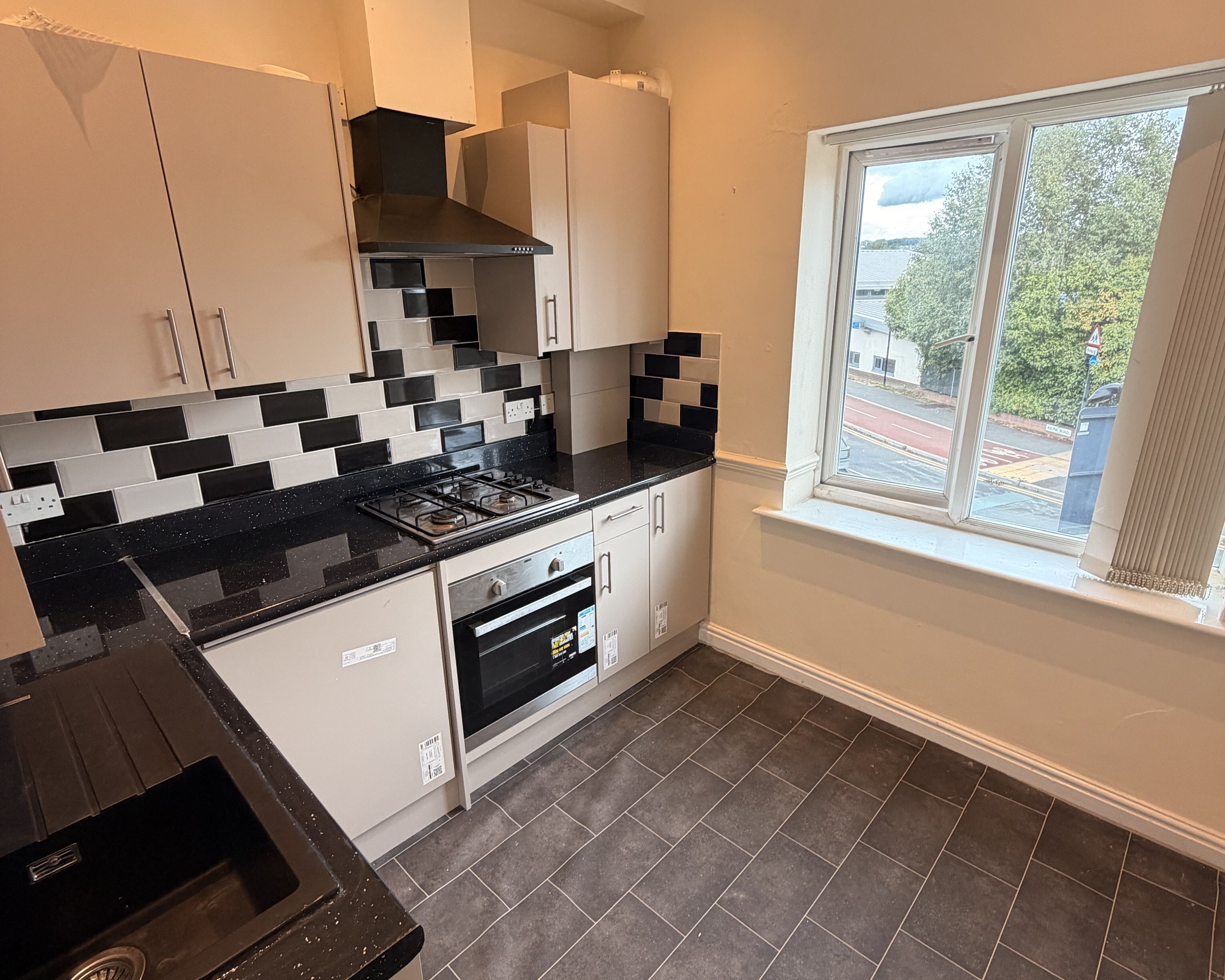 Flat Fieldhead Road in Sheffield