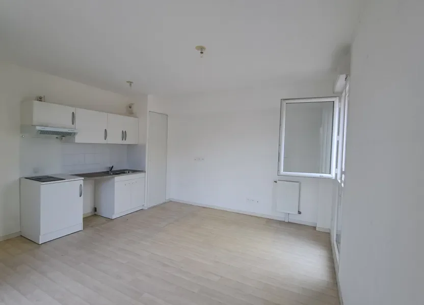 Appartement Mail des Justes de France à Saint-Jean-de-la-Ruelle