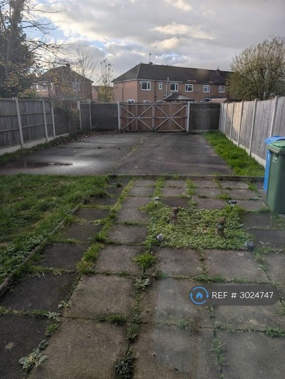 House Coronation Road in Failsworth