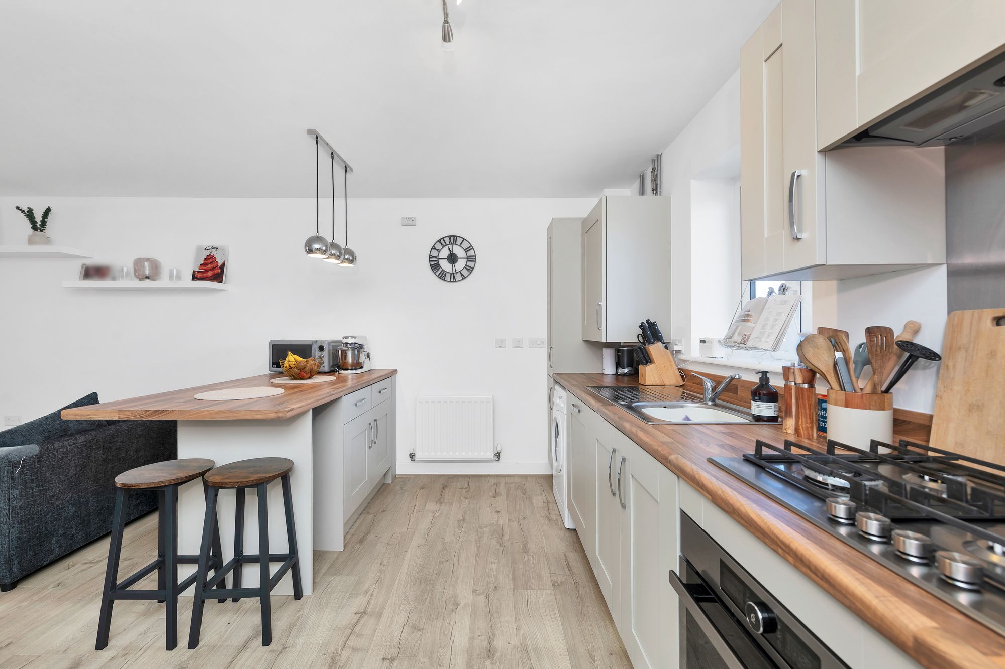 Flat Newton Street in Shortstown