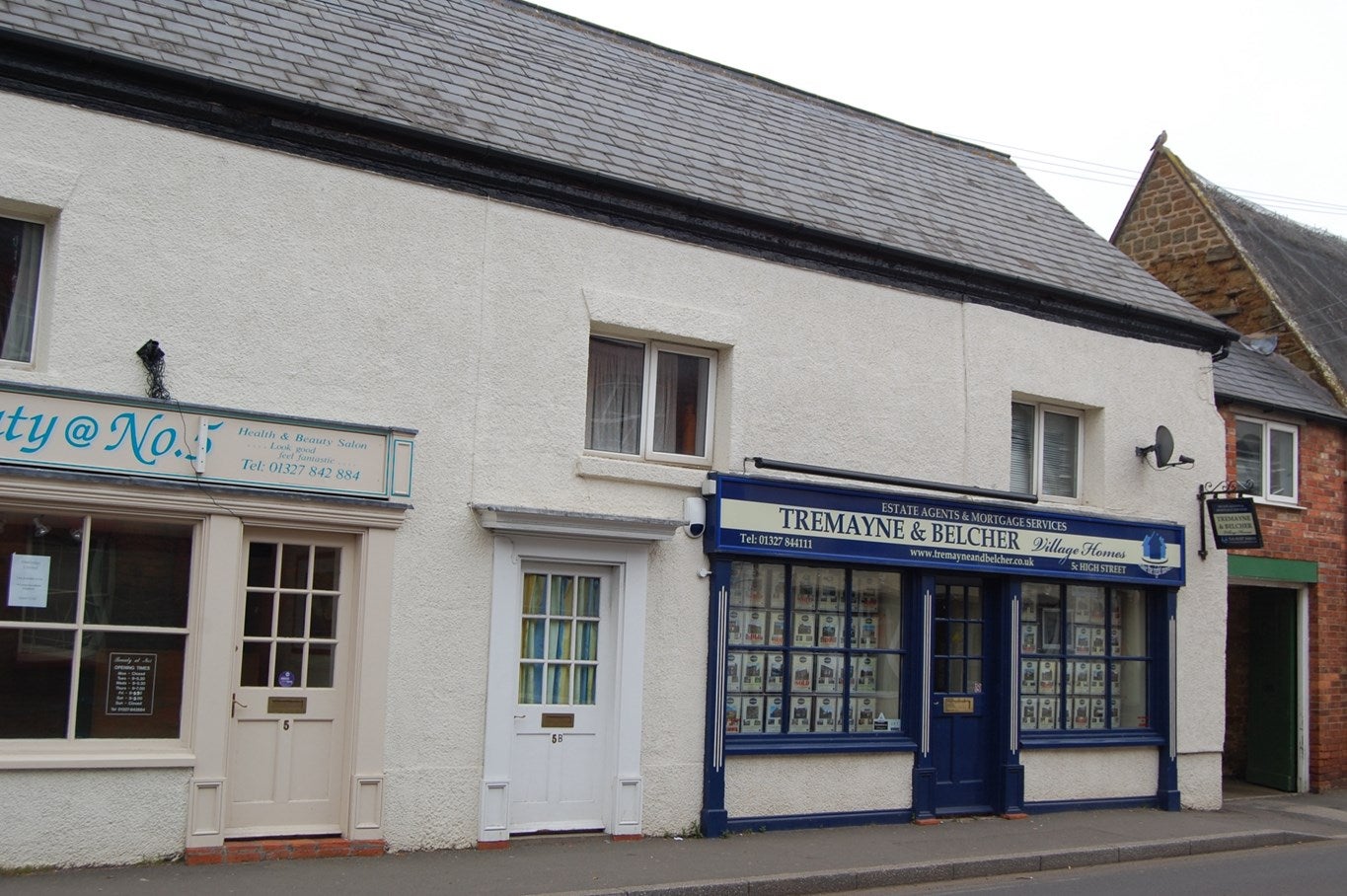 Flat High Street in Long Buckby