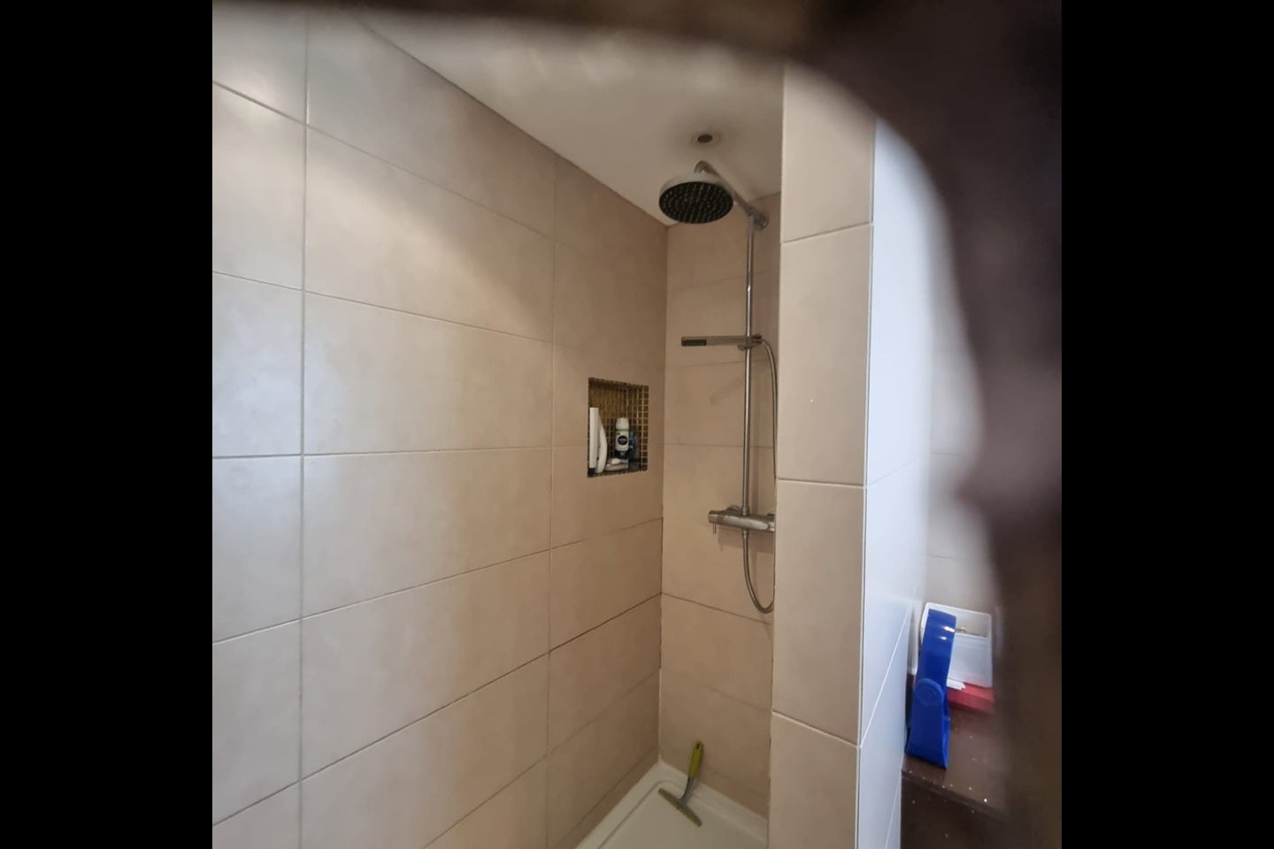 Room Lincoln Avenue in Greater London