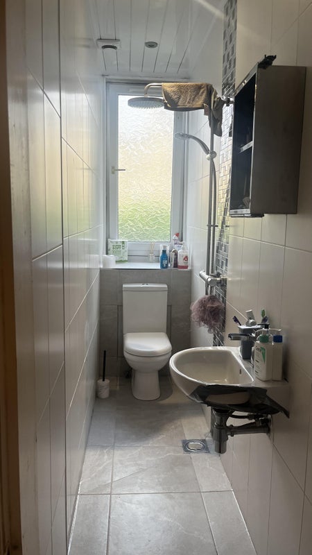 Room Wheatfield Road in City of Edinburgh