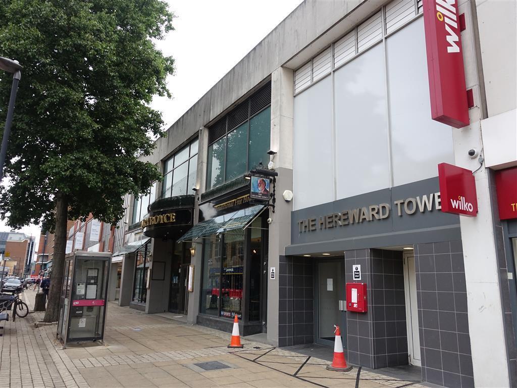 Flat Broadway in Peterborough