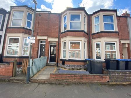 House Holbrook Avenue in Rugby