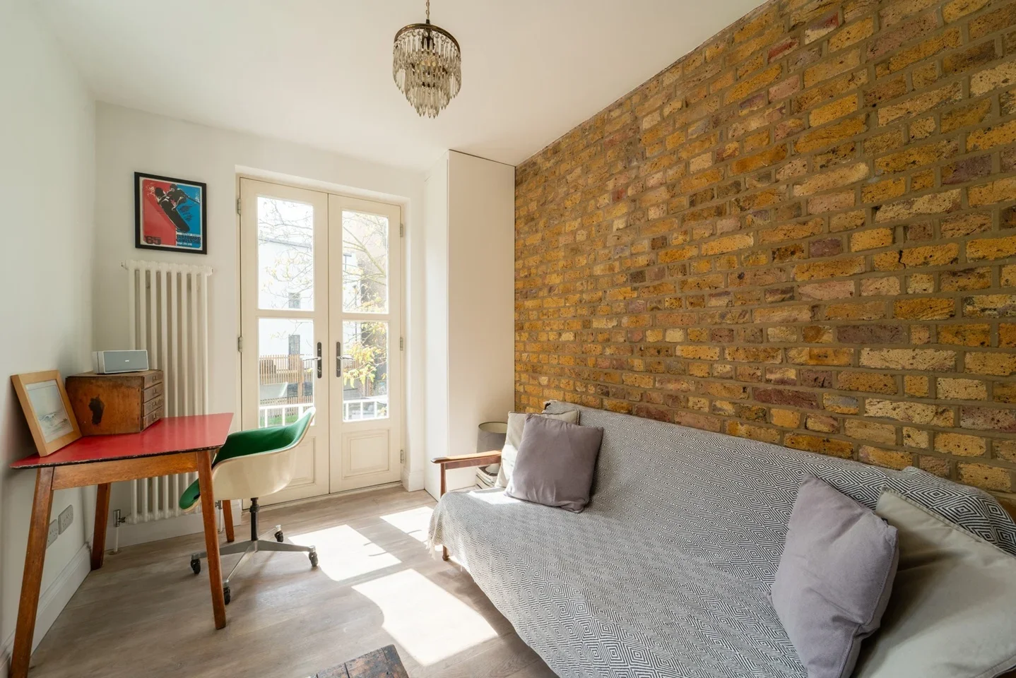 Flat Harrow Road in City of Westminster