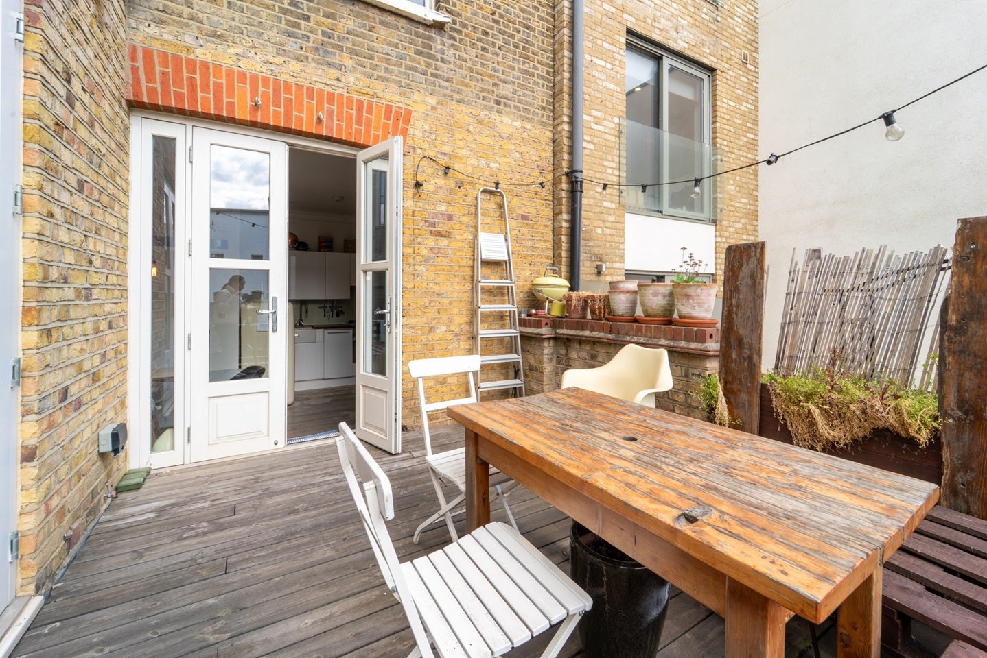 Flat Harrow Road in City of Westminster